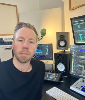 Milan Gijzen in zijn studio